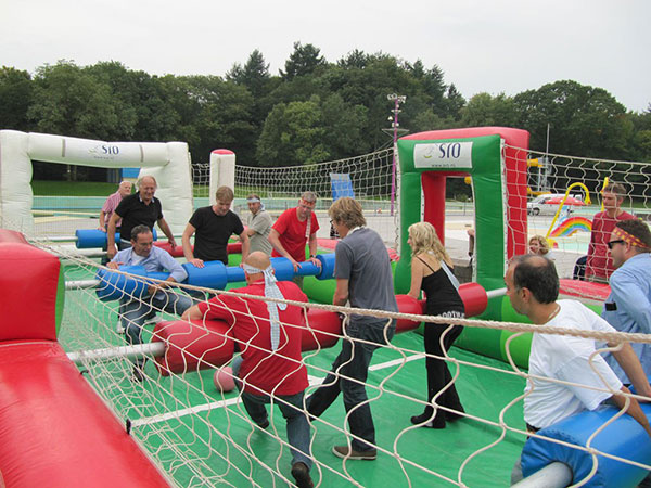 Groot tafelvoetbal bedrijfsuitje